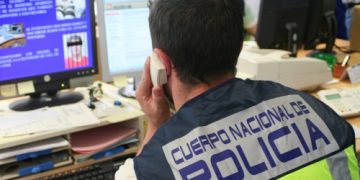La Policía Nacional detiene a cinco personas por cometer presuntamente una estafa mediante varios poderes notariales fraudulentos