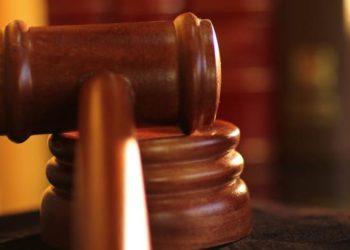 Piden cuatro años de prisión para una mujer que fingió que su pareja seguía viva