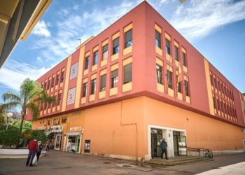 La Audiencia ordena investigar a un notario de Cádiz por falsedad documental