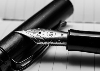 Dia Mundial del Notariado: «Mucho más que una firma»