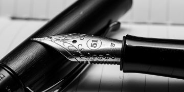 Dia Mundial del Notariado: «Mucho más que una firma»