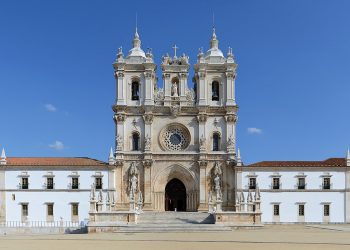 La puerta más estrecha del mundo, un curioso hallazgo en un monasterio portugués