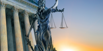 El Tribunal Supremo Absuelve a Notaria en Caso de Datos Hipotecarios