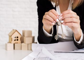 La compraventa de viviendas cae un 21,5% en mayo, retomando tasas negativas