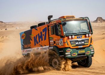 José Luis Criado: El notario que conquista el Dakar a sus 68 años